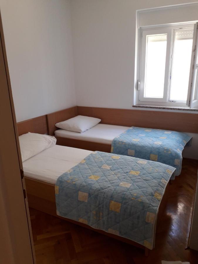 Apartments Miljenko ノヴァリャ エクステリア 写真